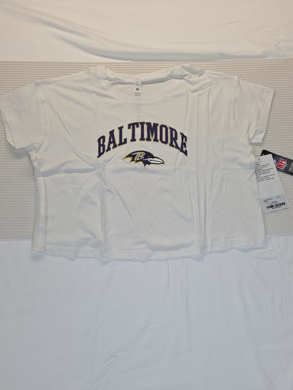 Baltimore Ravens White Cropped Team Graphic Tee Size 6 Lululemon